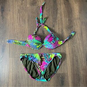 NWOT Tropical Print Push Up Bikini Top and Bottom/Medium